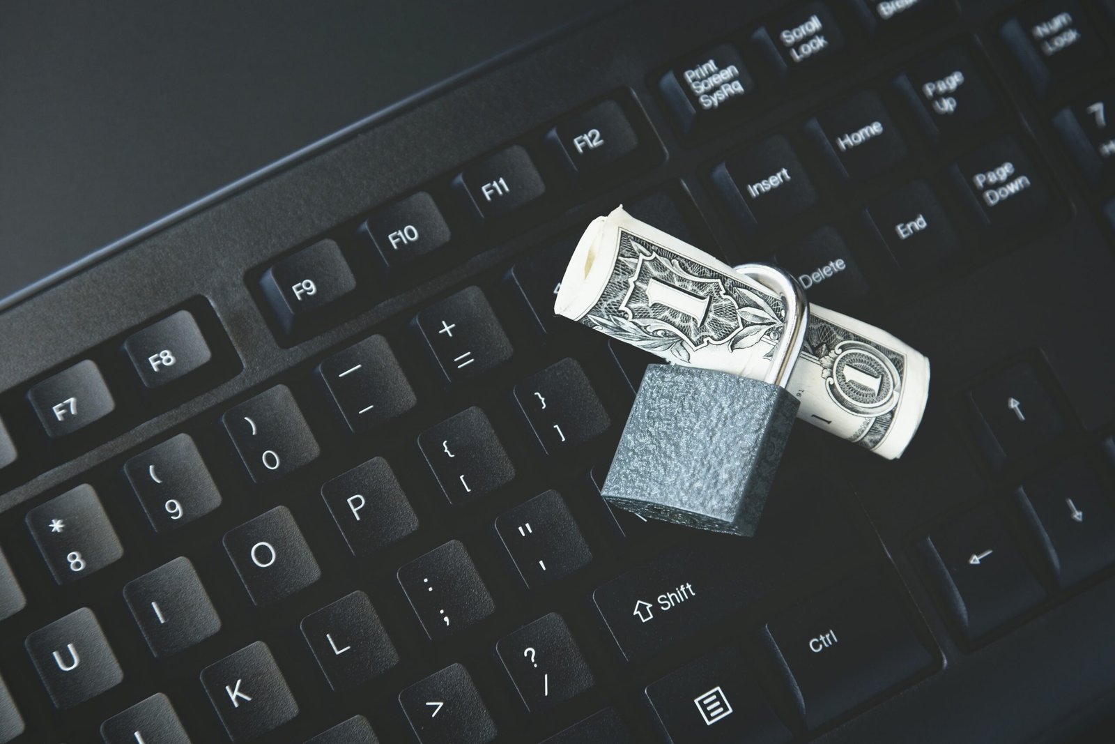 Anti Money Laundering Reporting  Dubai