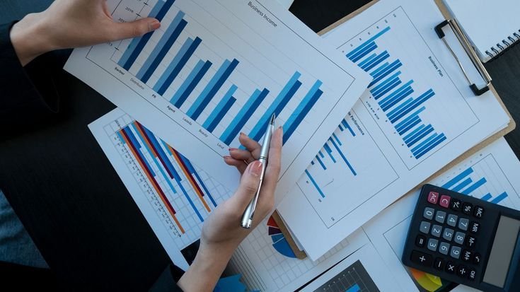 Why Choose ADS Auditors for Business Valuation Services in Abu Dhabi?